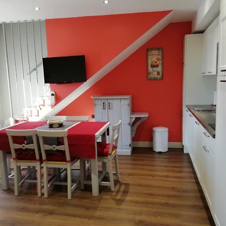 Apartamentos El Rincon De Andrea II Biescas  Zewnętrze zdjęcie