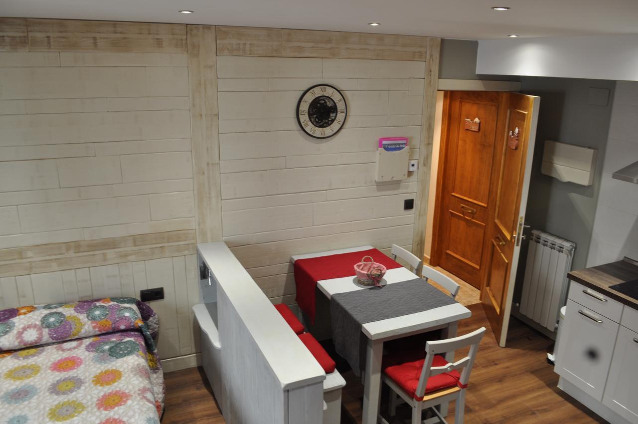 Apartamentos El Rincon De Andrea II Biescas  Zewnętrze zdjęcie