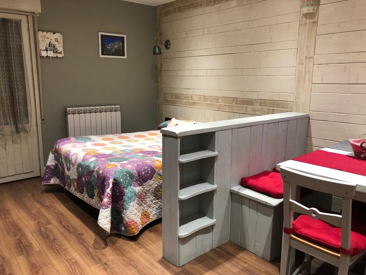 Apartamentos El Rincon De Andrea II Biescas  Zewnętrze zdjęcie