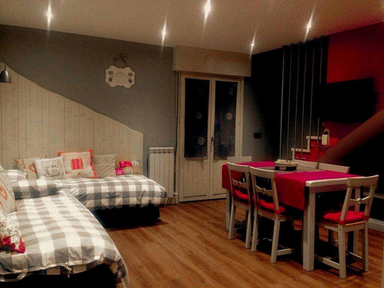 Apartamentos El Rincon De Andrea II Biescas  Zewnętrze zdjęcie